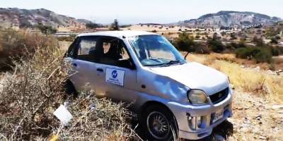 Yoldan çıktı, takla attı