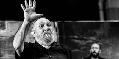 Yaşar Ersoy sanata, sözünü söylemeye, onurlu direnişe devam ediyor hâlâ