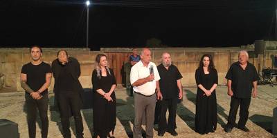 “İnsan Denen Şey” Soli Antik Tiyatro’da sahnelendi