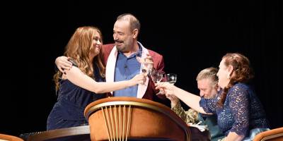 18. Kıbrıs Tiyatro Festivali Kapsamında "Kutlama" isimli oyun sahnelendi