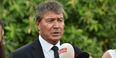 Üstel bunu söyledi: “Kaosu gidermek için parti meclisini bilgilendirdik.”