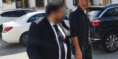 “Dava açmak için para aldı, dava dosyalamadı”