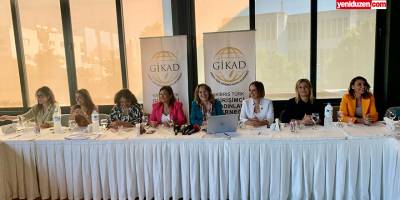 Kavuklu: “Kadınlar sadece katılımcı değil yön verici de olmalıdır”