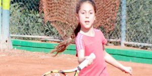 Teniste şölen başladı