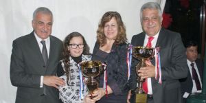 Geceye Aliusta damgası