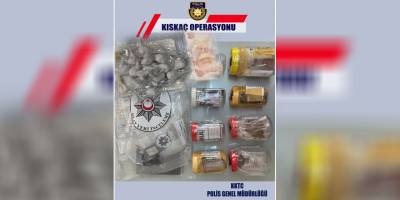 Polisten uyuşturucu operasyonu: Kokain, hintkeneviri, hassas teraziler, öğütücüler, yüklü miktarda para
