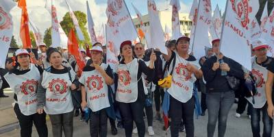 Kamu-İş, hademelerle Meclis önünde