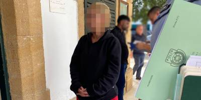 “Ercan’da taşkınlık çıkardı, karakolda polislere küfür edip tekme attı”