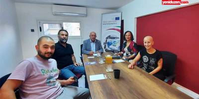 AP üyesi Niyazi Kızılyürek'ten 'Kimliksizler'e destek