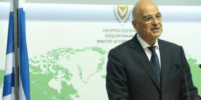 Dendias: Berlin Duvarı gibi Lefkoşa'yı bölen duvar da yıkılmalıdır