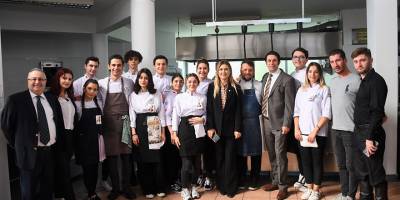 DAÜ Turizm Fakültesi’nde Atatürk’ün sevdiği yemekler sunuldu