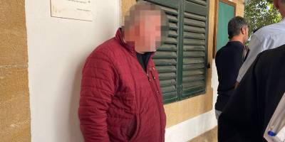 Otobüs şoförü, çocuğa yönelik cinsel saldırıda bulunmakla suçlanıyor