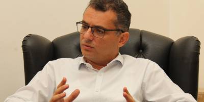 Erhürman: Basın özgürlüğü ikliminin bilinçli şekilde zehirleniyor olması tehlikeli bir şeydir