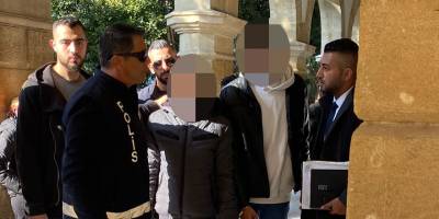 Polis: “Aranan kişiler var”