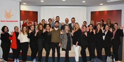 Limasol Bankası’nda Türk İşaret Dili Farkındalık Semineri düzenlendi