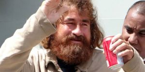 15 ay okyanusta hayatta kalma mücadelesi