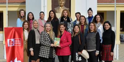 Minikler sesli kitaplarla tanışıyor