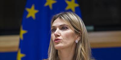 Belçika'da yolsuzlukla suçlanan Yunan milletvekilinin gözaltı süresi uzatıldı