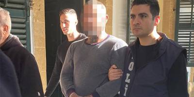 Hastanede 4’ü polis 5 kişiyi darp etti