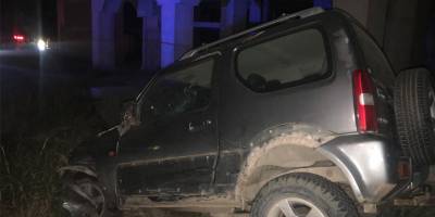 Lefkoşa'da alkollü sürücü inşaata girdi