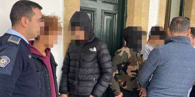 Üniversite kafeteryasından binlerce lira değerinde sigara, içecek ve ‘enerji barı’ çaldılar