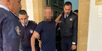 Polisten kaçarken 4 metre yüksekten düştü