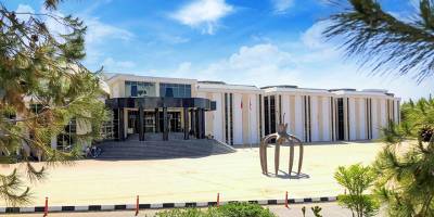 Yakın Doğu Üniversitesi'nin burs başvuruları devam ediyor