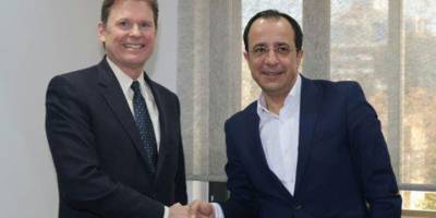 Stewart, Hristodulidis’le görüştü