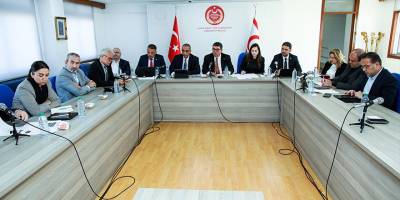 Depremle ilgili Meclis'te oluşturulan ad-hoc komite ilk toplantısını yaptı