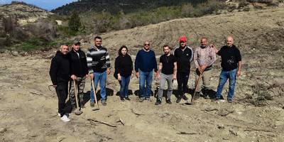 Gençlik Dairesi Kantara’da Melekler Takımı anısına 800 fidan dikti