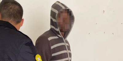 Polis: Nijerya’ya gidemediği için sinirlendi, kafeteryanın kapısını hasara uğrattı