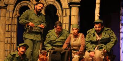 K.T. Devlet Tiyatroları’nın “Kuş Albay” oyununun prömiyeri yapıldı