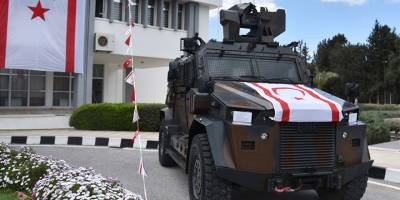 Polise toplumsal olaylarda kullanılan zırhlı araç hibe edildi