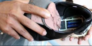 Uçak firmalarına ayakkabı bombası uyarısı