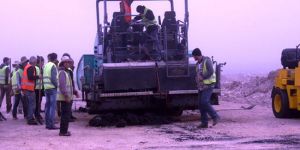 Lefkoşa-Mağusa anayolu tamir ediliyor