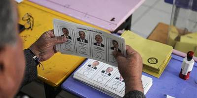 Türkiye'de sandıklar kapandı: YSK yayın yasağını kaldırana kadar sonuçlar açıklanmayacak