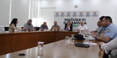 Gazimağusa’da yapılacak temizlik kampanyası ile ilgili toplantı bugün yapıldı