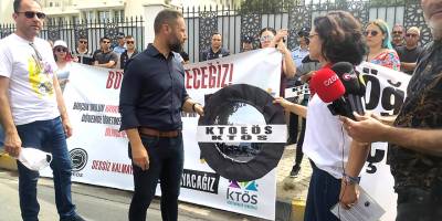 KTOEÖS ve KTÖS yarın Eğitim Bakanlığına siyah çelenk koyacak