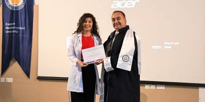 DAÜ Diş Hekimliği Fakültesi alanında uzman iki konuğu ağırladı