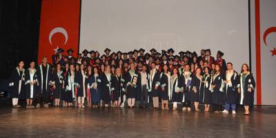 Yakın Doğu Üniversitesi Mimarlık Fakültesi’nde diploma töreni yapıldı