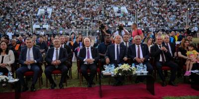 DAÜ, 1748 yeni mezun verdi