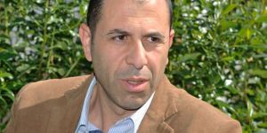 Müzakere heyeti Atinana uçtu