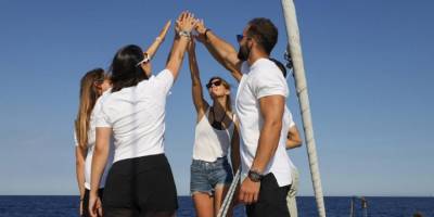 Kıbrıslı Rum ve Kıbrıslı Türk denizciler, bölünmüş Kıbrıs çevresinde birlikte yelken açacak