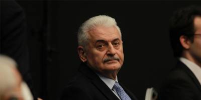 Binali Yıldırım geliyor