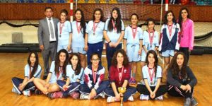 Şampiyonlar Yakın Doğu ve Esentepe