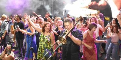 Girne'de 'Santana by Latin Power Tribute Band' coşturdu