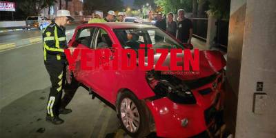 Asal Şube önünde trafik kazası