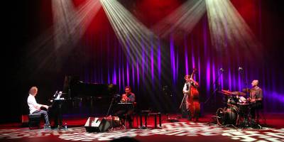 Hepimiz Morricone’nin müziğiyle geçmişe giderek sinemasal bir yolculuk yaptık