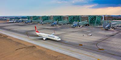 Uçak içerisinde ve Ercan Havalimanı’nda olay çıkaran alkollü şahıs tutuklandı