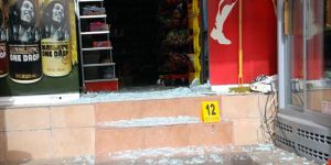 Arabası kundaklandı, işyeri KURŞUNLANDI